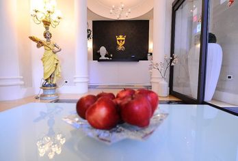 Hotel, Artemisia Palace