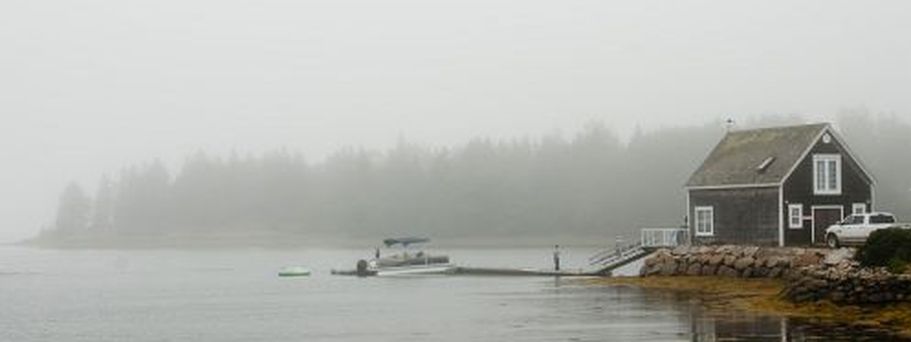 Oak Island im Nebel