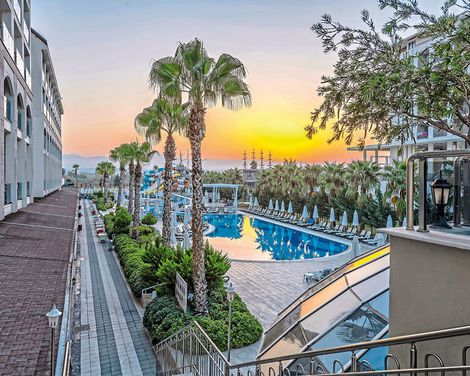 LRS Port River Hotel & Spa-2