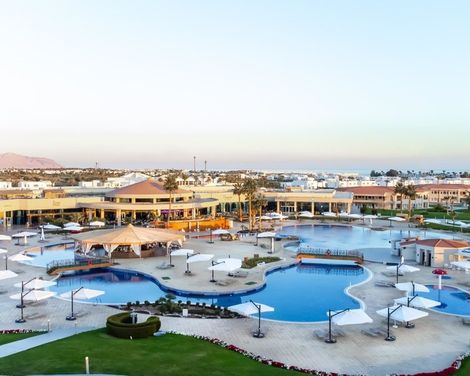 Pickalbatros Golf Luxury Suites-4