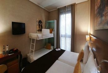 Hotel, Puerta de Toledo