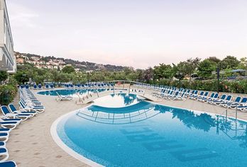 Hotel, Hotel Narcis