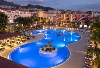 Hotel, Hotel El Duque