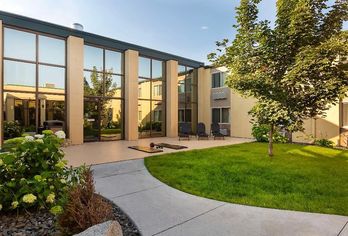 Hotel, Best Western Plus GranTree Inn