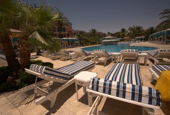 Hotel, Le Pacha Resort