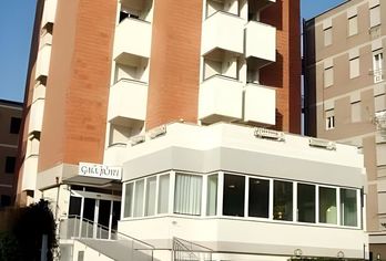 Hotel, Gala