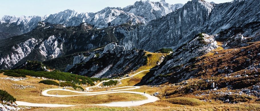Alpine Serpentinenstrasse