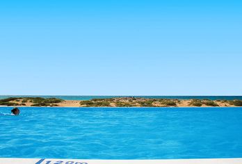 Hotel, LIVVO Budha Beach