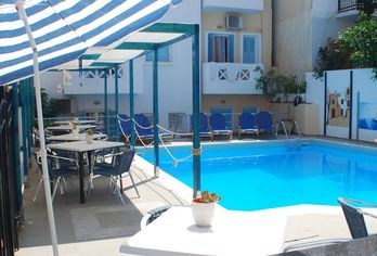 Hotel, Renia Hotel