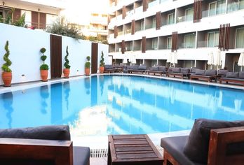 Castellum Suites