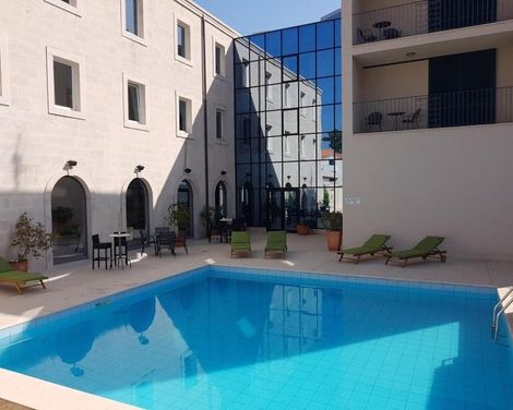 Hotel Lipa-1
