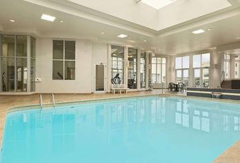 Hotel, Travelodge by Wyndham Niagara Falls Fallsview