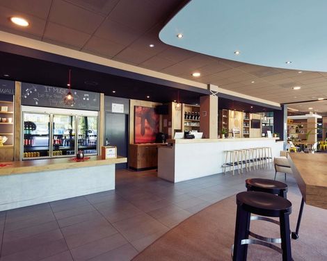 ibis Zurich Messe Airport-1