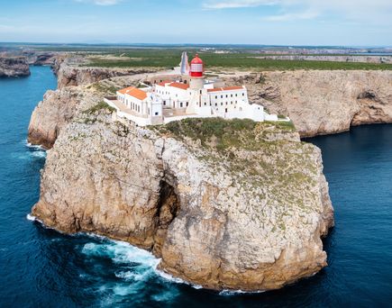 Sagres, Blick auf Felsen