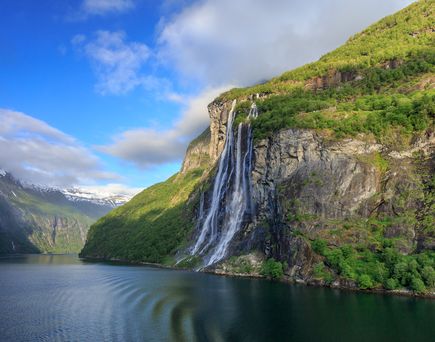Blick auf das Geiranger Fjord.