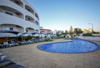 Hotel, Hotel Maritur