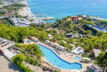 Senza Garden Holiday Club