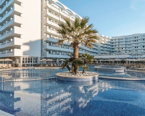 Alua Gran Camp de Mar-4