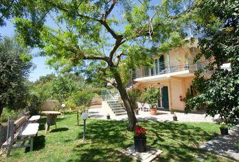 Hotel, Maria Apartments