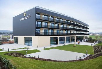 Hotel, Parkhotel Hagenberg