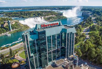 Hotel, Sheraton Fallsview Hotel