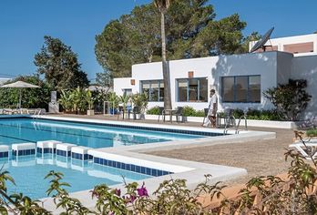 Hotel, Bungalows Es Pins