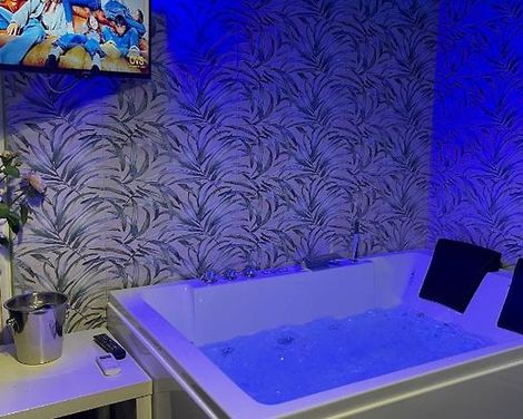 Etnea Glamour House-1