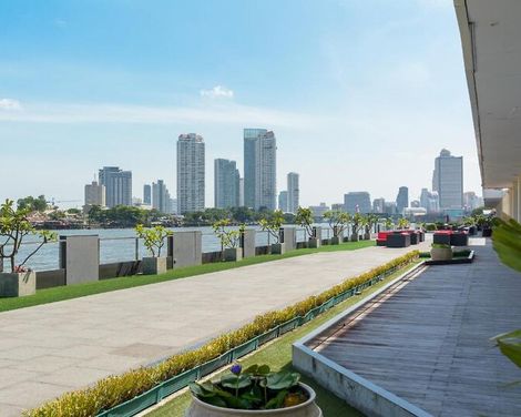 Ramada Plaza by Wyndham Bangkok Menam Riverside-3