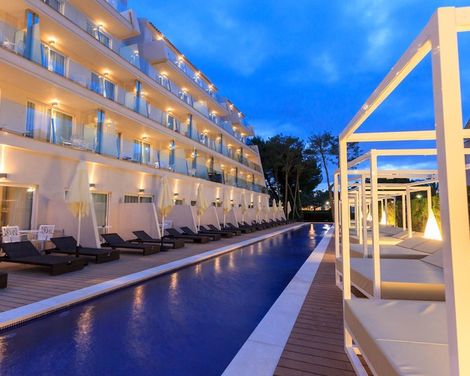 Mar Hotels Playa de Muro Suites-3