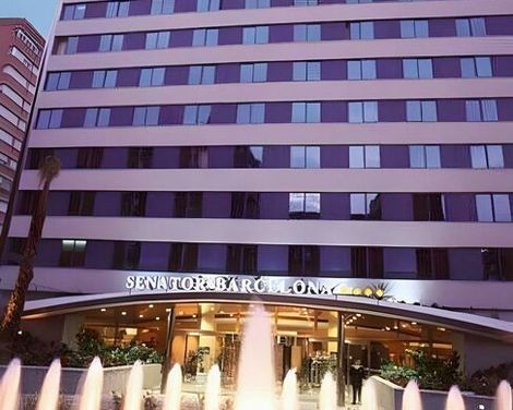 Hotel ILUNION Les Corts-3