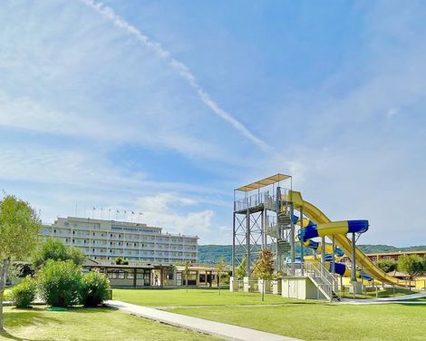 Canvas by Mitsis Messonghi-1