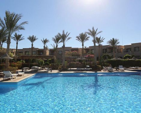 Tamra Beach Resort-1