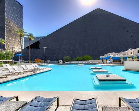 Luxor Hotel & Casino-3