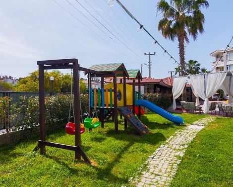 New Garden Luna Side Apart Hotel-0