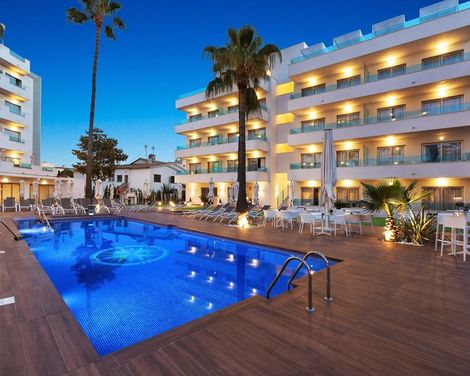 Metropolitan Playa JUKA Aparthotel-1