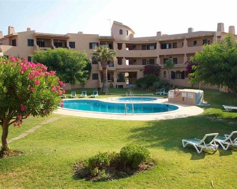 Clube Maria Luisa-1