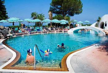 Hotel, Villa Marinu