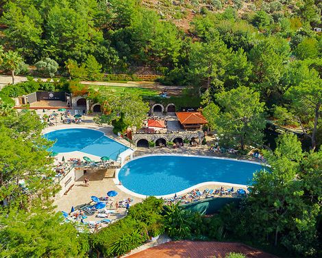 Montana Pine Resort Hotel & Spa-1