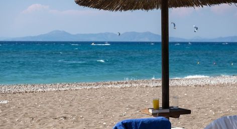 Alex Beach Hotel & Bungalows