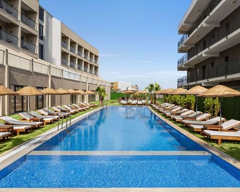 Ramada by Wyndham Cesme-0