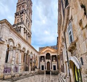 Die Ruinen des Diokletianpalastes in Split, Kroatien.