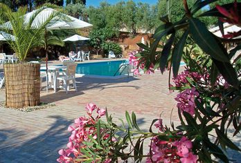 Hotel, Case di Latomie