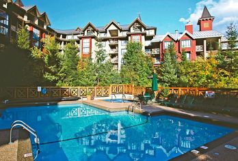 Hotel, Delta Hotels Whistler Village Suites