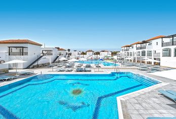 Broncemar Beach Suites Hotel