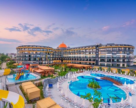 Arnor De Luxe Hotel & Spa-4