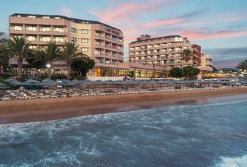 Hotel, Aska Just In Beach