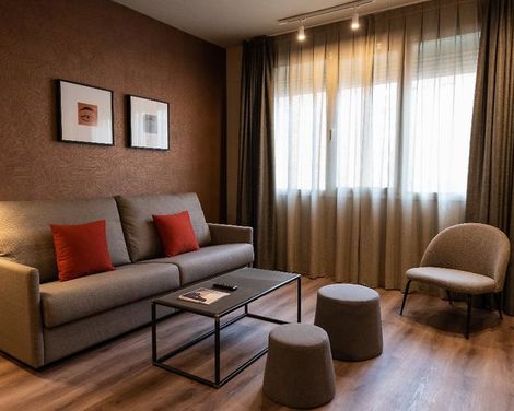 Atenea Rekord Suites-4