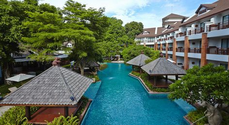 Woodlands Hotel & Resort 