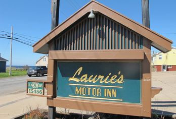 Hotel, Laurie's Inn