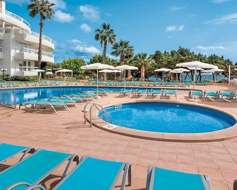 Tropic Garden Hotel & Apartments-3